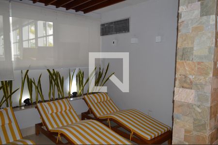 Apartamento à venda com 52m², 1 quarto e 1 vagaSpa