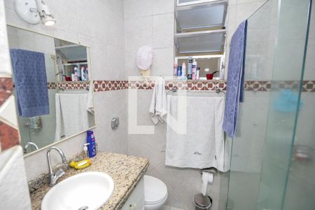 Apartamento à venda com 105m², 3 quartos e 1 vaga Apartamento à venda com 105m², 3 quartos e 1 vagaBanheiro da Suíte