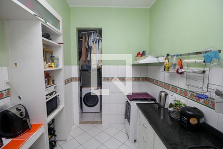 Apartamento à venda com 105m², 3 quartos e 1 vaga Apartamento à venda com 105m², 3 quartos e 1 vagaCozinha - Armários