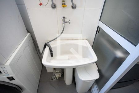 Apartamento à venda com 78m², 3 quartos e 1 vagaÁrea de Serviço