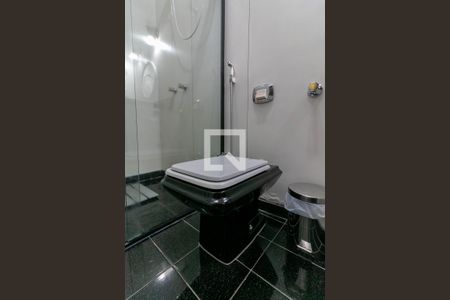 Casa à venda com 530m², 3 quartos e 3 vagasBanheiro