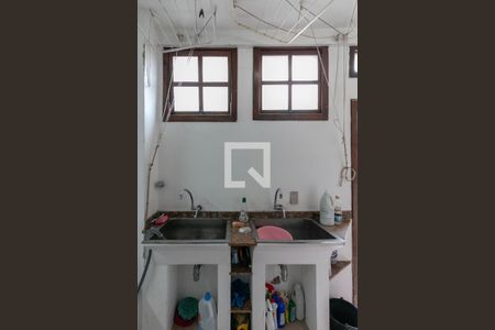 Casa à venda com 530m², 3 quartos e 3 vagasÁrea de Serviço