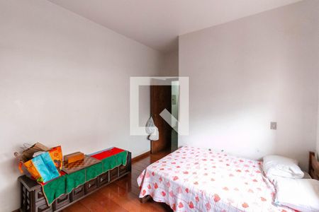 Casa à venda com 530m², 3 quartos e 3 vagasQuarto 2