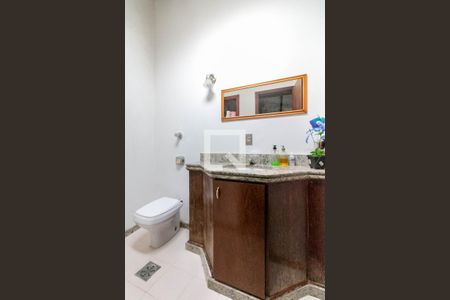 Casa à venda com 530m², 3 quartos e 3 vagasLavabo