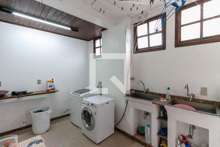 Casa à venda com 530m², 3 quartos e 3 vagasÁrea de Serviço