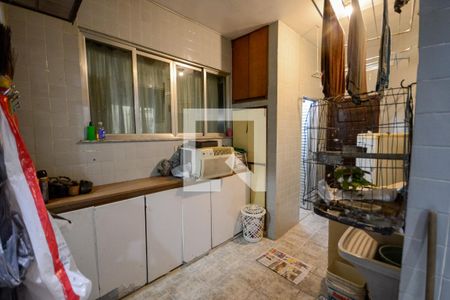 Apartamento à venda com 200m², 3 quartos e 1 vaga Apartamento à venda com 200m², 3 quartos e 1 vagaÁrea de Serviço