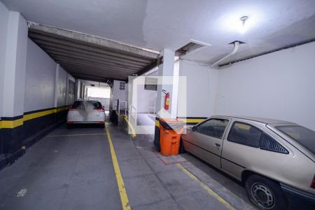 Apartamento à venda com 200m², 3 quartos e 1 vaga Apartamento à venda com 200m², 3 quartos e 1 vagaGaragem