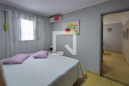 Casa à venda com 347m², 3 quartos e 4 vagasQuarto 2