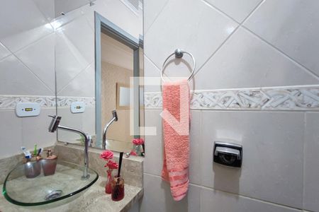 Casa à venda com 347m², 3 quartos e 4 vagasBanheiro Social 2