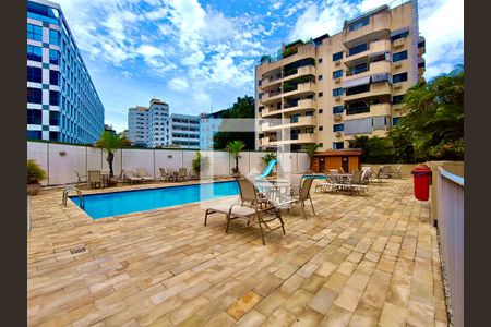 Apartamento para alugar com 72m², 1 quarto e 1 vaga Apartamento para alugar com 72m², 1 quarto e 1 vagaÁrea Comum - Playground