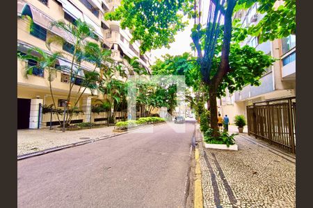 Apartamento para alugar com 72m², 1 quarto e 1 vaga Apartamento para alugar com 72m², 1 quarto e 1 vagaVista da Rua