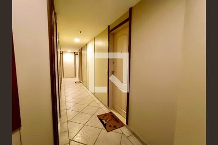Apartamento para alugar com 72m², 1 quarto e 1 vaga Apartamento para alugar com 72m², 1 quarto e 1 vagaHall
