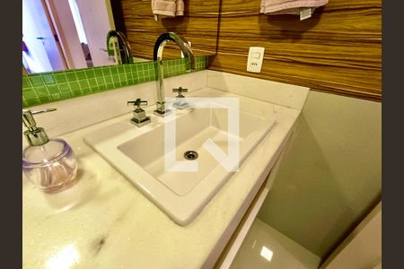 Apartamento para alugar com 72m², 1 quarto e 1 vaga Apartamento para alugar com 72m², 1 quarto e 1 vagaBanheiro social