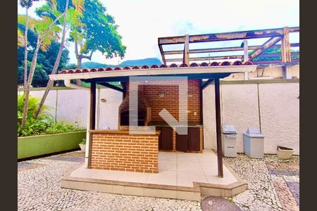 Apartamento para alugar com 72m², 1 quarto e 1 vaga Apartamento para alugar com 72m², 1 quarto e 1 vagaÁrea Comum - Playground