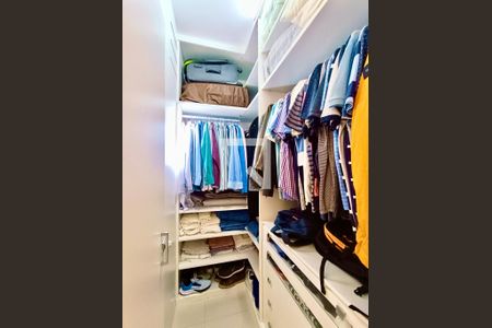 Apartamento para alugar com 72m², 1 quarto e 1 vaga Apartamento para alugar com 72m², 1 quarto e 1 vagaCloset