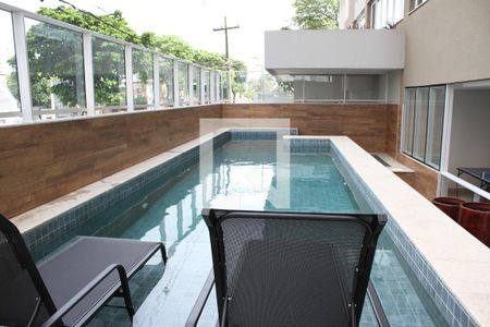 Piscina de apartamento para alugar com 2 quartos, 64m² em Serrinha, Goiânia