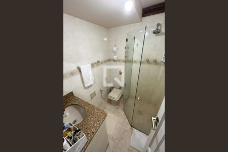 Apartamento à venda com 122m², 3 quartos e 1 vagaBanheiro Social