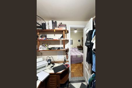 Apartamento à venda com 122m², 3 quartos e 1 vagaCloset da suíte