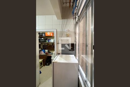 Apartamento à venda com 122m², 3 quartos e 1 vagaÁrea de Serviço