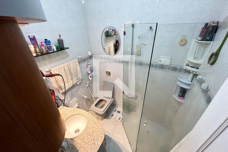 Apartamento à venda com 122m², 3 quartos e 1 vagaBanheiro da Suíte