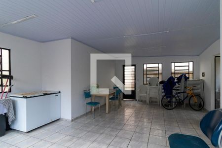 Apartamento para alugar com 48m², 2 quartos e 1 vaga Apartamento para alugar com 48m², 2 quartos e 1 vagaÁrea comum - Salão de festas