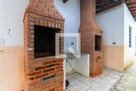 Apartamento para alugar com 48m², 2 quartos e 1 vaga Apartamento para alugar com 48m², 2 quartos e 1 vagaÁrea comum - Churrasqueira