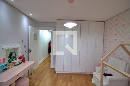 Casa à venda com 184m², 3 quartos e 5 vagas Casa à venda com 184m², 3 quartos e 5 vagasQuarto 2