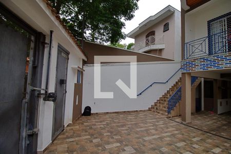 Casa à venda com 184m², 3 quartos e 5 vagas Casa à venda com 184m², 3 quartos e 5 vagasGaragem