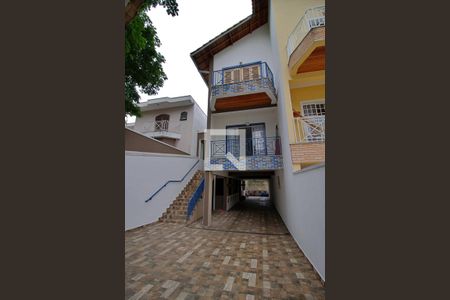 Casa à venda com 184m², 3 quartos e 5 vagas Casa à venda com 184m², 3 quartos e 5 vagasGaragem
