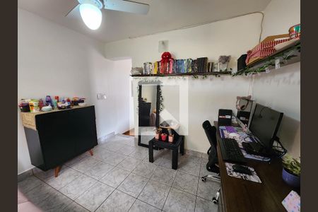 Casa à venda com 350m², 5 quartos e 2 vagas Casa à venda com 350m², 5 quartos e 2 vagasQuarto 2 - sala