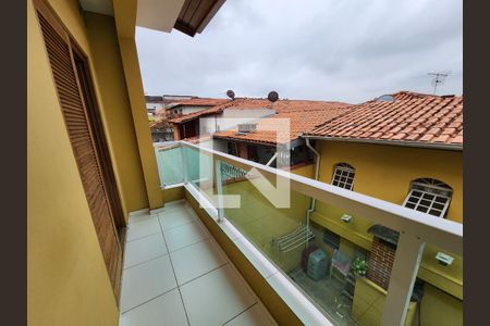 Casa à venda com 350m², 5 quartos e 2 vagas Casa à venda com 350m², 5 quartos e 2 vagasEdicula - Varanda
