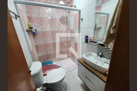Casa à venda com 350m², 5 quartos e 2 vagas Casa à venda com 350m², 5 quartos e 2 vagasEdicula - Banheiro