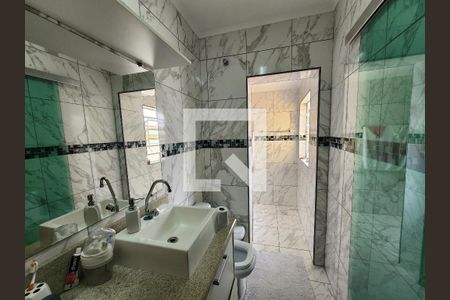 Casa à venda com 350m², 5 quartos e 2 vagas Casa à venda com 350m², 5 quartos e 2 vagasBanheiro da Suíte