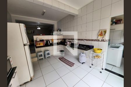 Casa à venda com 350m², 5 quartos e 2 vagas Casa à venda com 350m², 5 quartos e 2 vagasEdicula - Cozinha