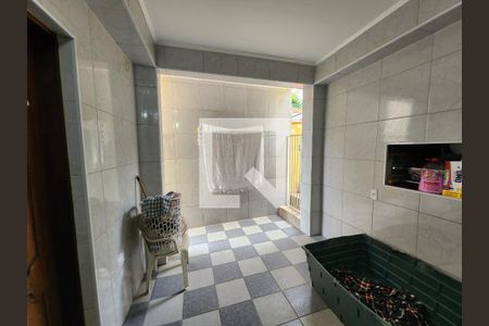 Casa à venda com 350m², 5 quartos e 2 vagas Casa à venda com 350m², 5 quartos e 2 vagasÁrea de Serviço