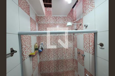 Casa à venda com 350m², 5 quartos e 2 vagas Casa à venda com 350m², 5 quartos e 2 vagasEdicula - Banheiro