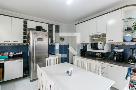 Casa à venda com 168m², 3 quartos e 5 vagas Casa à venda com 168m², 3 quartos e 5 vagasCozinha