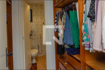 Apartamento à venda com 110m², 3 quartos e 2 vagas Apartamento à venda com 110m², 3 quartos e 2 vagasCloset da suíte 2