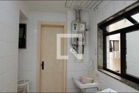 Apartamento à venda com 110m², 3 quartos e 2 vagas Apartamento à venda com 110m², 3 quartos e 2 vagasÁrea de Serviço