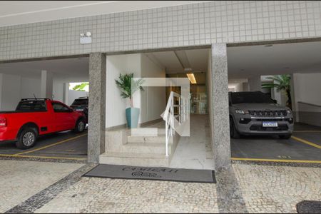 Apartamento à venda com 110m², 3 quartos e 2 vagas Apartamento à venda com 110m², 3 quartos e 2 vagasEntrada