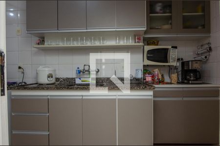 Apartamento à venda com 110m², 3 quartos e 2 vagas Apartamento à venda com 110m², 3 quartos e 2 vagasCozinha