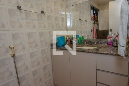 Apartamento à venda com 110m², 3 quartos e 2 vagas Apartamento à venda com 110m², 3 quartos e 2 vagasBanheiro da Suíte 2