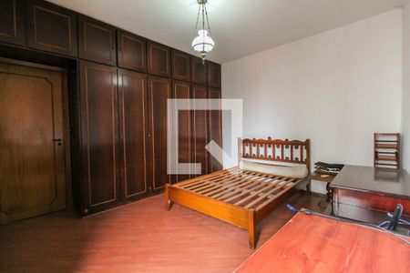 Casa à venda com 225m², 3 quartos e 2 vagasQuarto 3