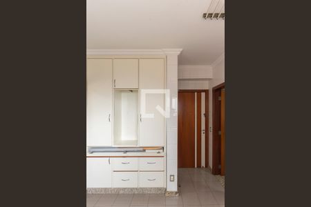 Apartamento para alugar com 260m², 4 quartos e 4 vagas Apartamento para alugar com 260m², 4 quartos e 4 vagasÁrea de Serviço