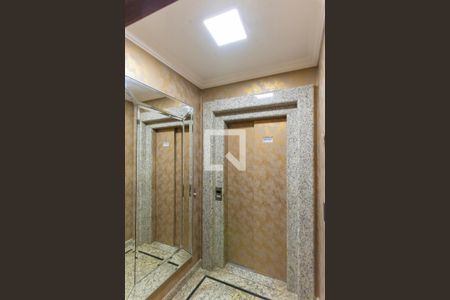 Apartamento para alugar com 260m², 4 quartos e 4 vagas Apartamento para alugar com 260m², 4 quartos e 4 vagasHall do Elevador