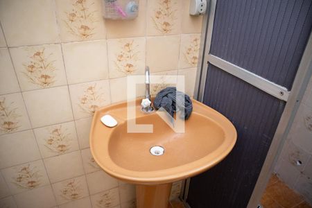 Casa à venda com 200m², 3 quartos e 2 vagasBanheiro 1