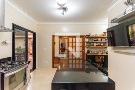 Casa de condomínio à venda com 374m², 4 quartos e 6 vagas Casa de condomínio à venda com 374m², 4 quartos e 6 vagasCozinha