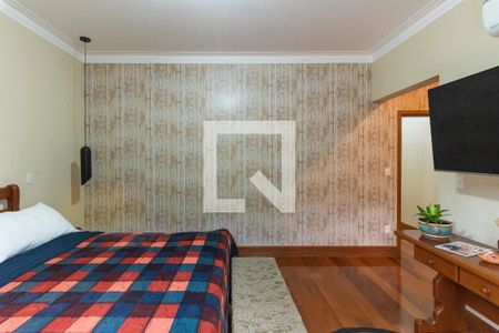 Casa de condomínio à venda com 374m², 4 quartos e 6 vagas Casa de condomínio à venda com 374m², 4 quartos e 6 vagasSuíte 1