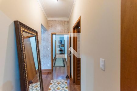 Casa de condomínio à venda com 374m², 4 quartos e 6 vagas Casa de condomínio à venda com 374m², 4 quartos e 6 vagasSuíte 1