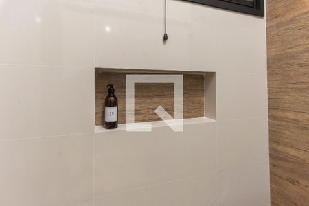 Casa de condomínio à venda com 374m², 4 quartos e 6 vagas Casa de condomínio à venda com 374m², 4 quartos e 6 vagasBanheiro da Suíte 2